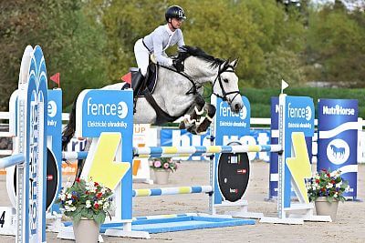 Marka fencee jest złotym partnerem Pucharu Czech w skokach 2025