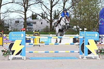 Marka fencee jest złotym partnerem Pucharu Czech w skokach 2025