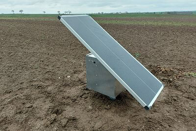 Budowa ogrodzenia elektrycznego na wystawę Nasze pole