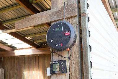 Smart Farm z aplikacją fencee Cloud na farmie owiec Petrlák